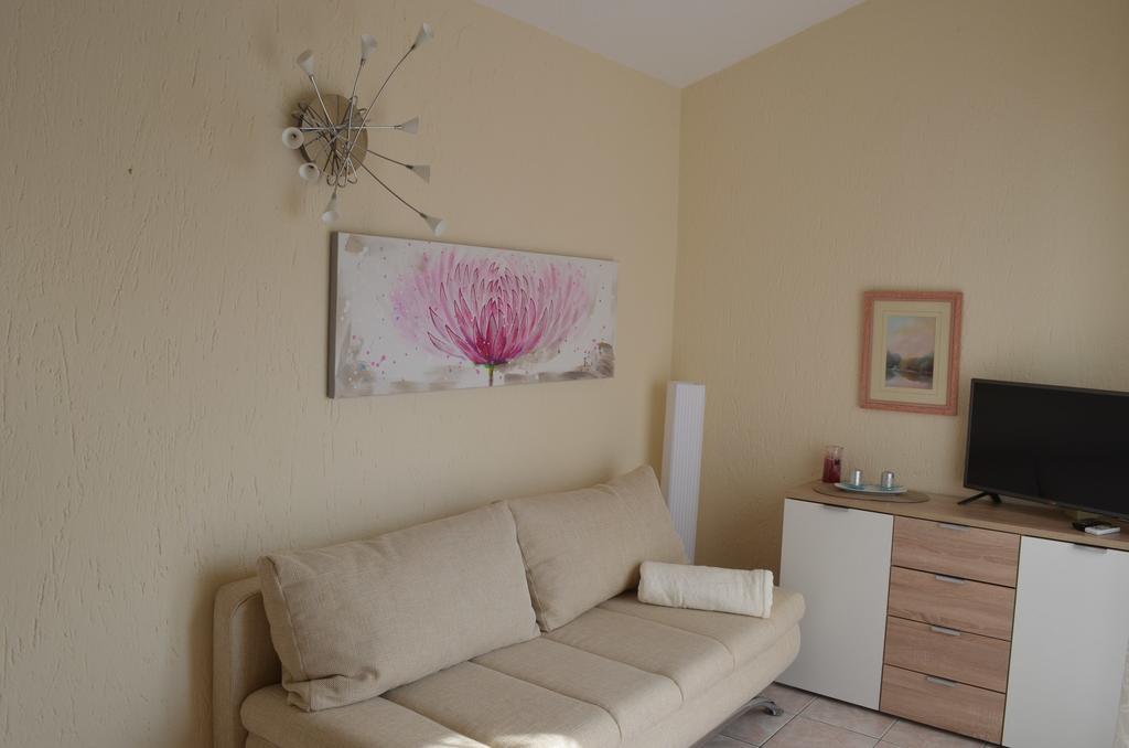 Apartments Mihalic Baška Kamer foto