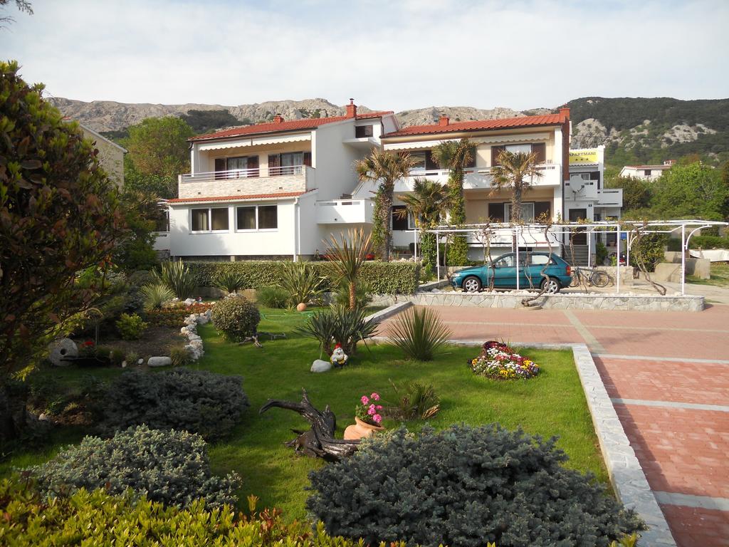 Apartments Mihalic Baška Buitenkant foto