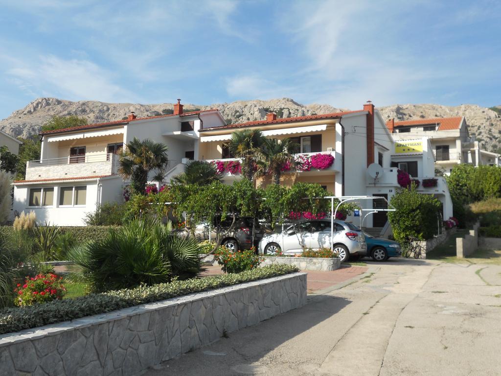 Apartments Mihalic Baška Buitenkant foto